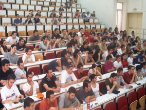 ΓΙΑΤΙ ΝΑ ΥΠΕΡΑΣΠΙΣΤΟΥΜΕ ΤΑ ΠΑΝΕΠΙΣΤΗΜΙΑ